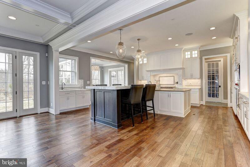 SELBY ON THE BAY - Residential