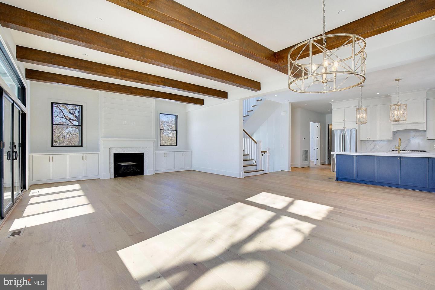 SELBY ON THE BAY - Residential