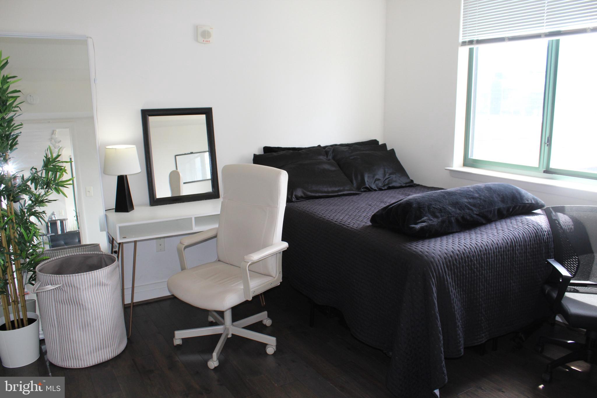 INNER HARBOR - Residential Lease
