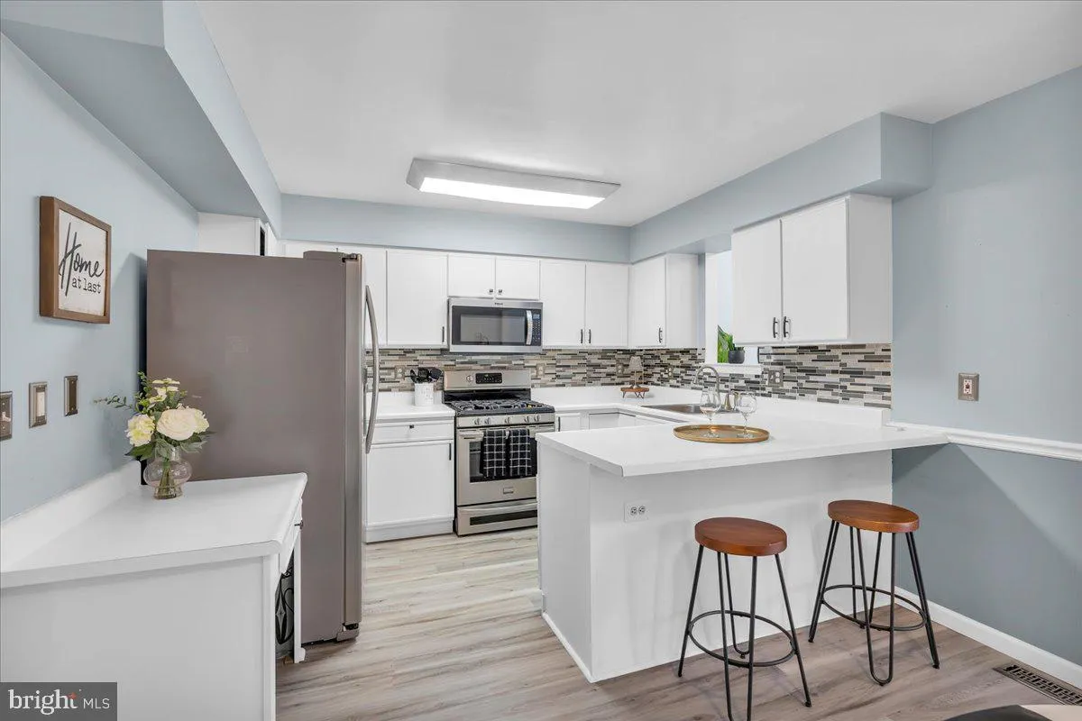 Mullica Hill, New Jersey 08062, United States, 3 Bedrooms Bedrooms, ,3 BathroomsBathrooms,Residential,Contingent,143359