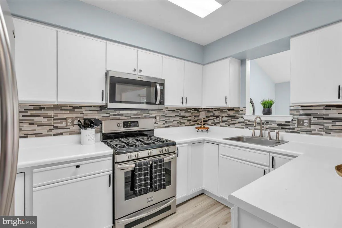 Mullica Hill, New Jersey 08062, United States, 3 Bedrooms Bedrooms, ,3 BathroomsBathrooms,Residential,Contingent,143359