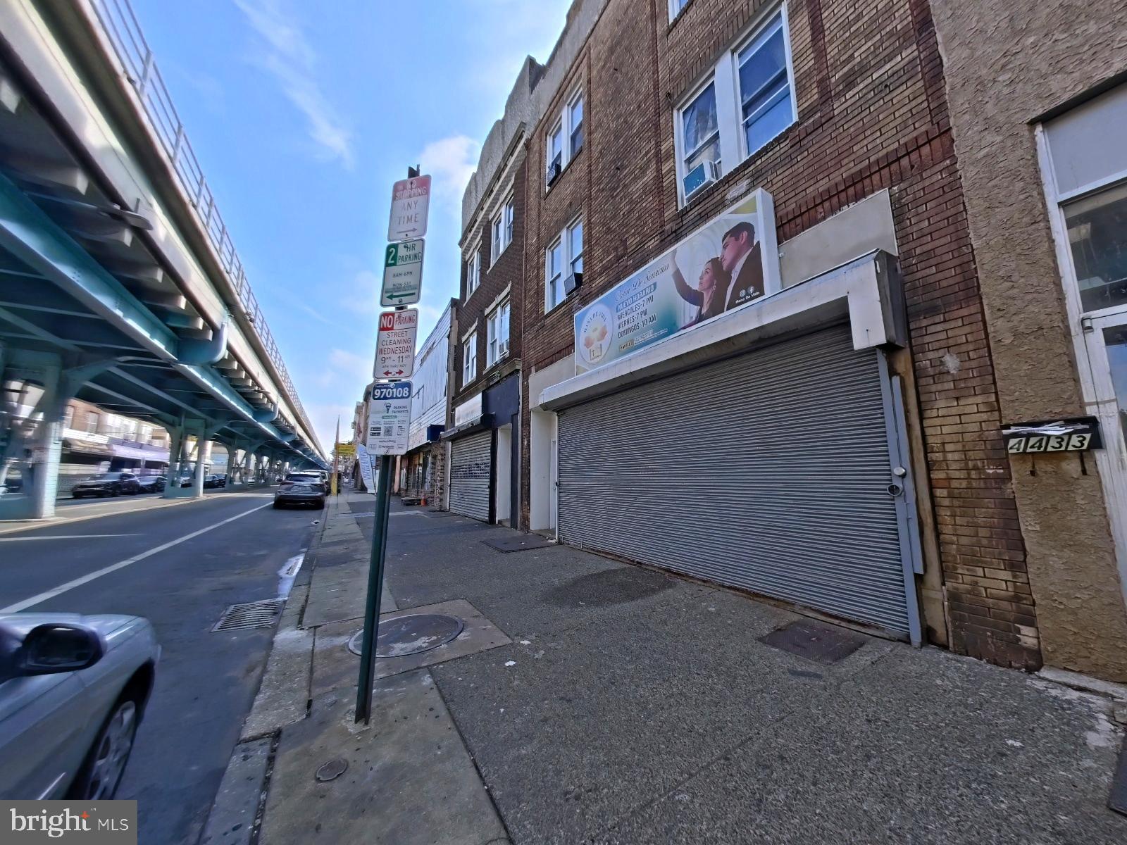 FRANKFORD - Commercial Sale