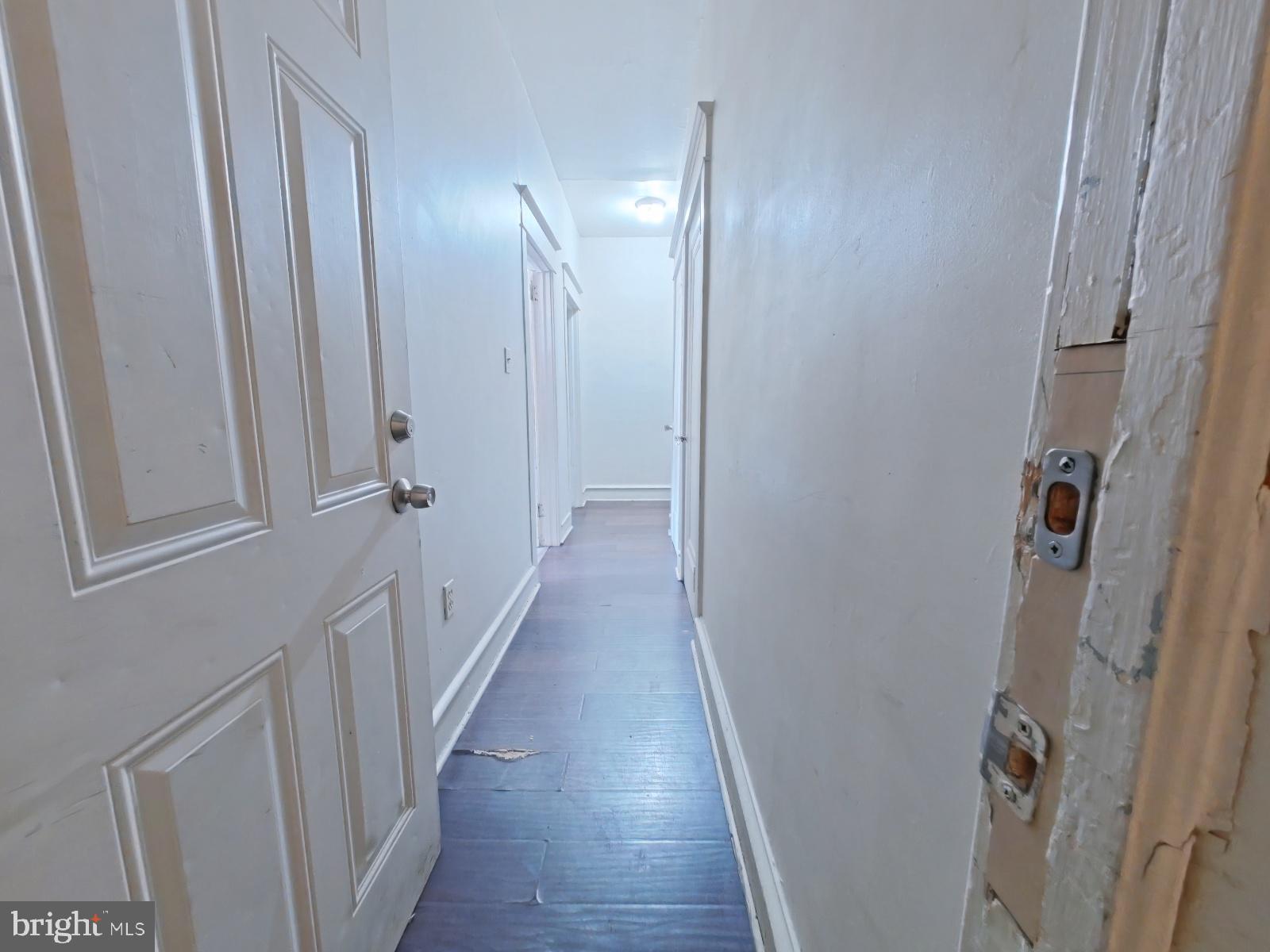 FRANKFORD - Commercial Sale