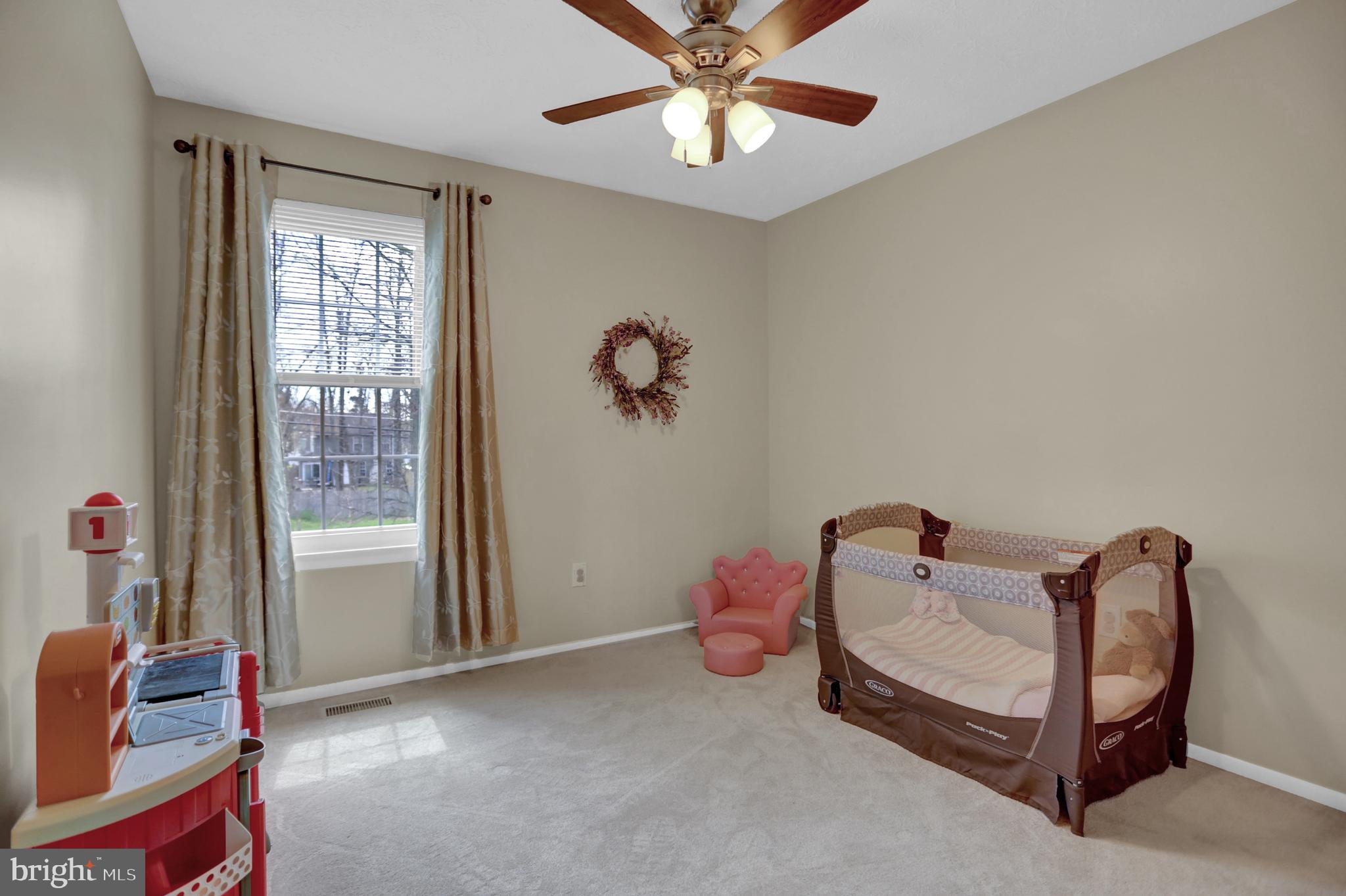 HARBOUR OAKS - Residential