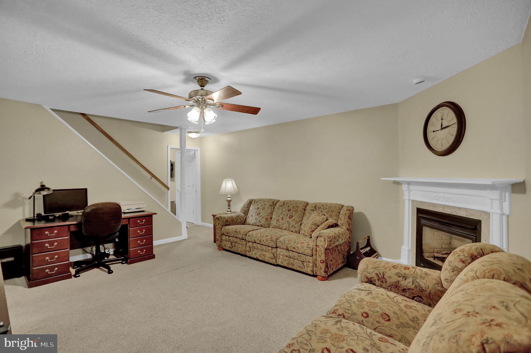 HARBOUR OAKS - Residential