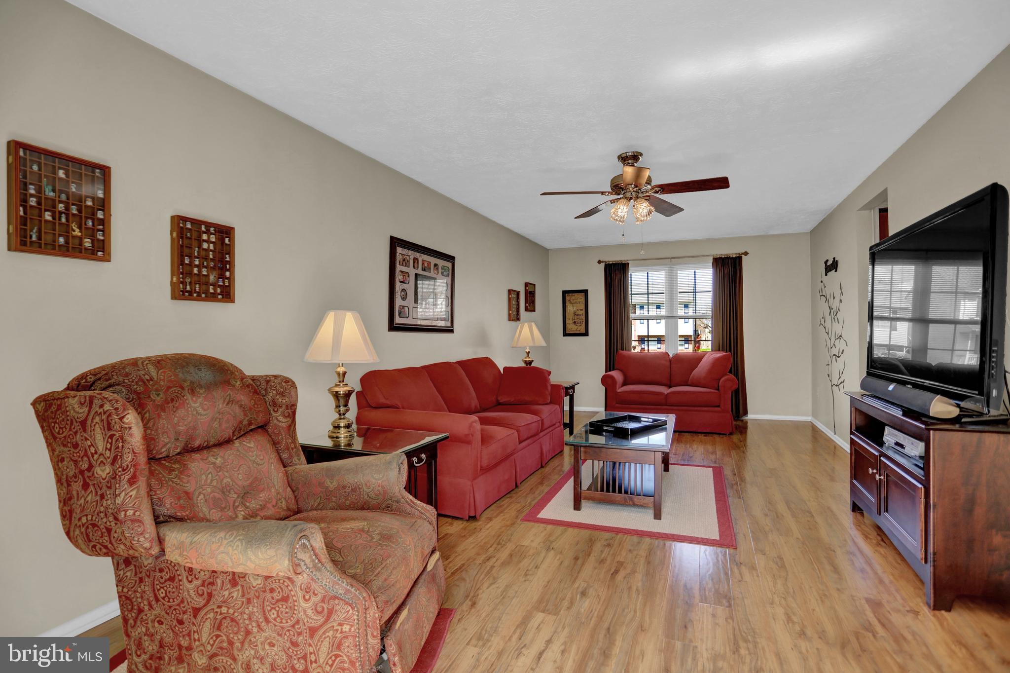 HARBOUR OAKS - Residential