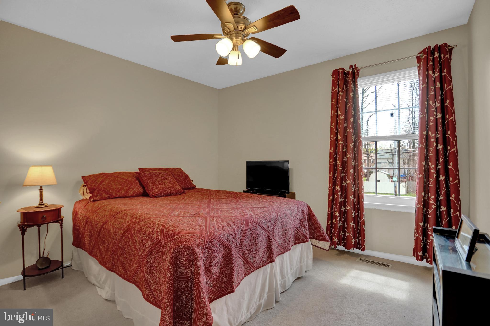 HARBOUR OAKS - Residential