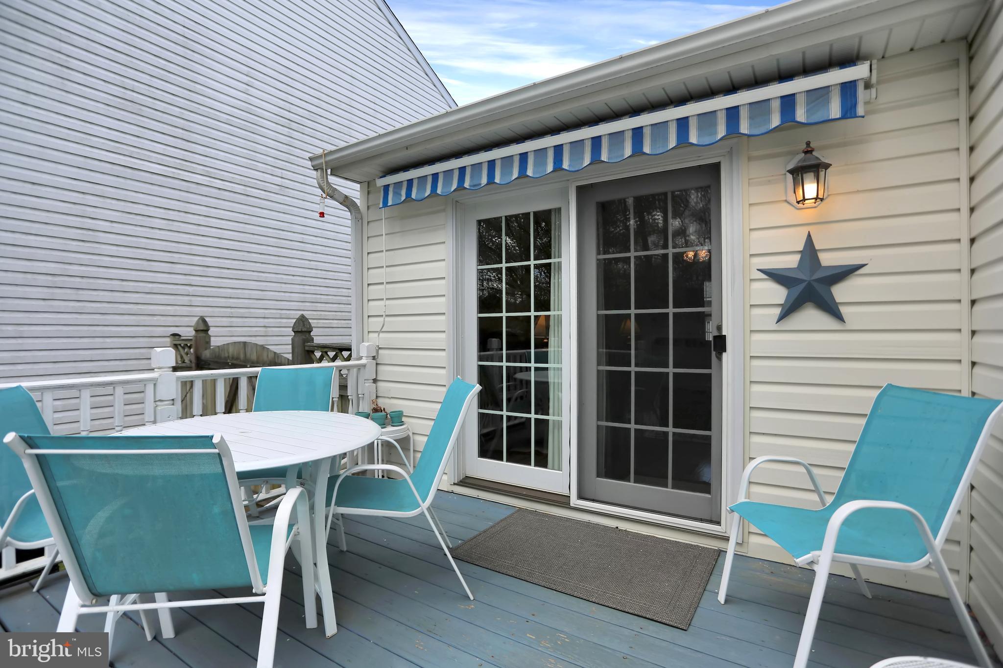 HARBOUR OAKS - Residential