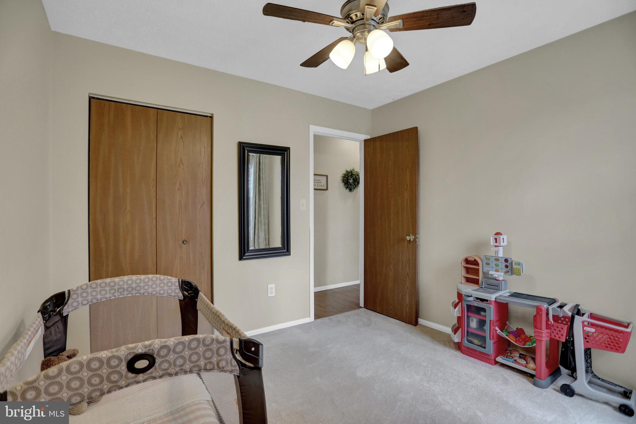 HARBOUR OAKS - Residential