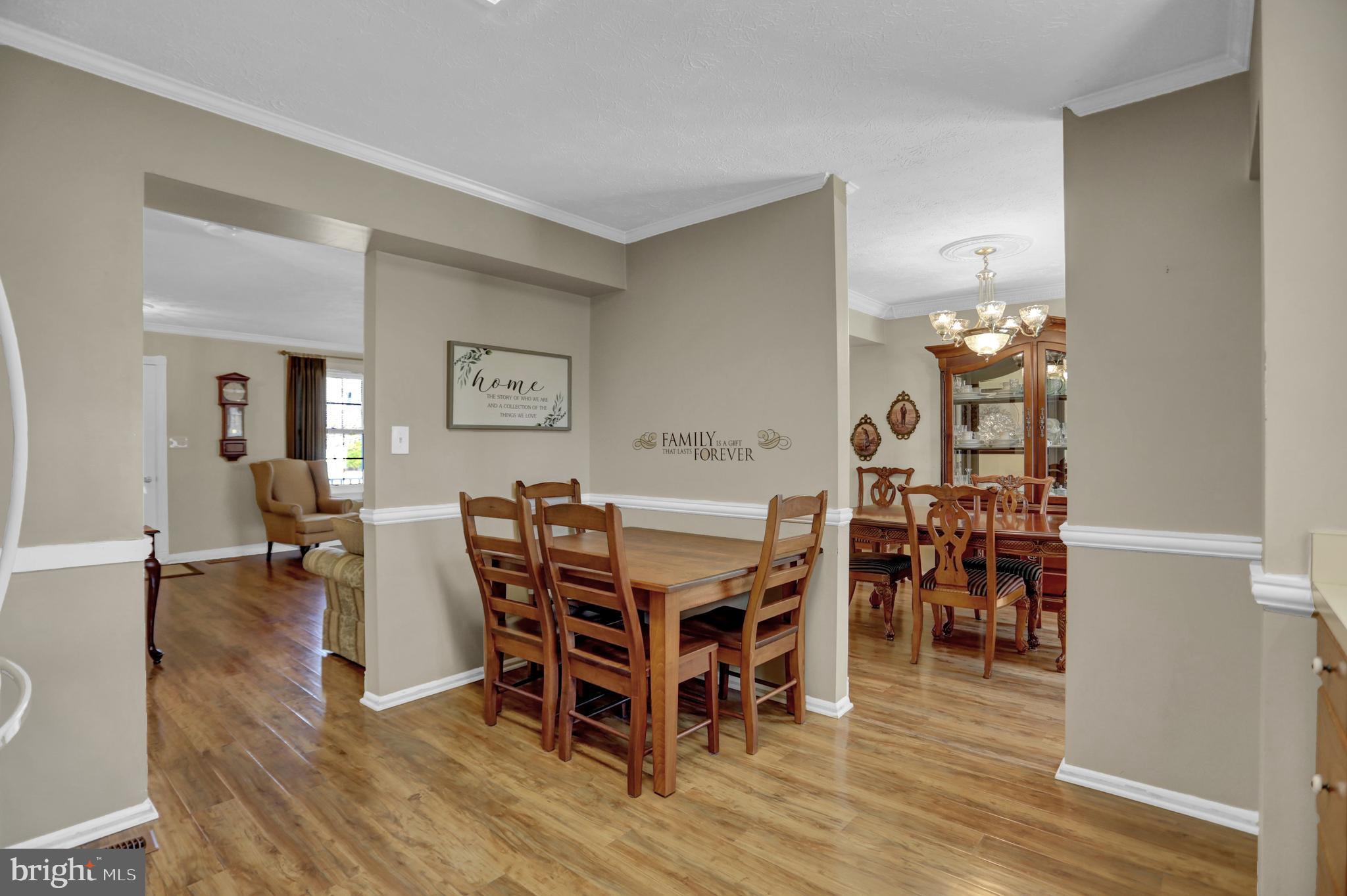 HARBOUR OAKS - Residential