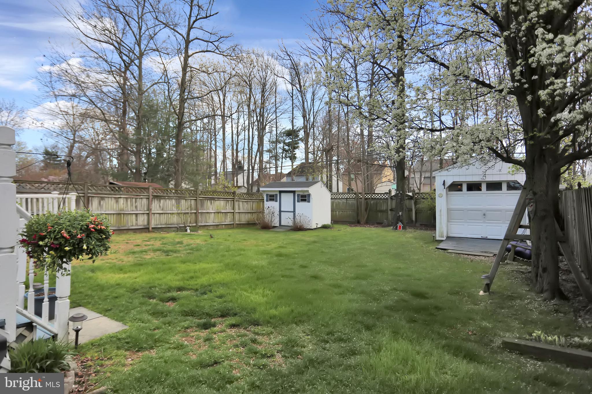 HARBOUR OAKS - Residential