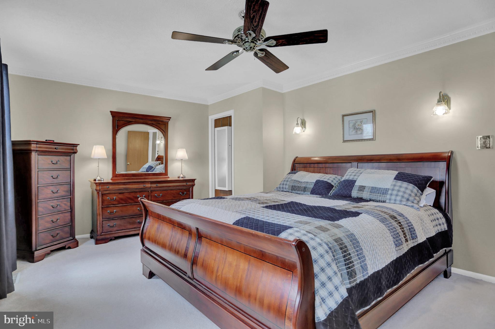 HARBOUR OAKS - Residential