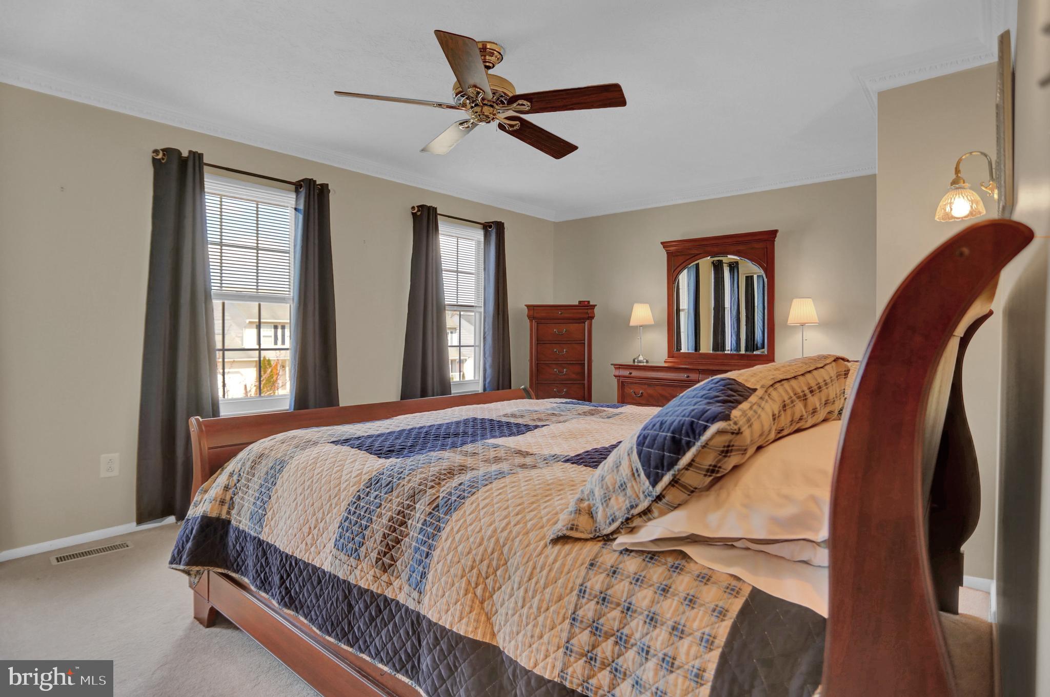 HARBOUR OAKS - Residential