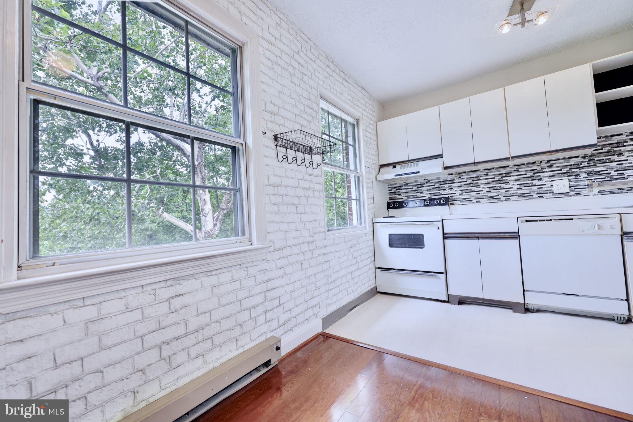 POTOWMACK CROSSING - Residential