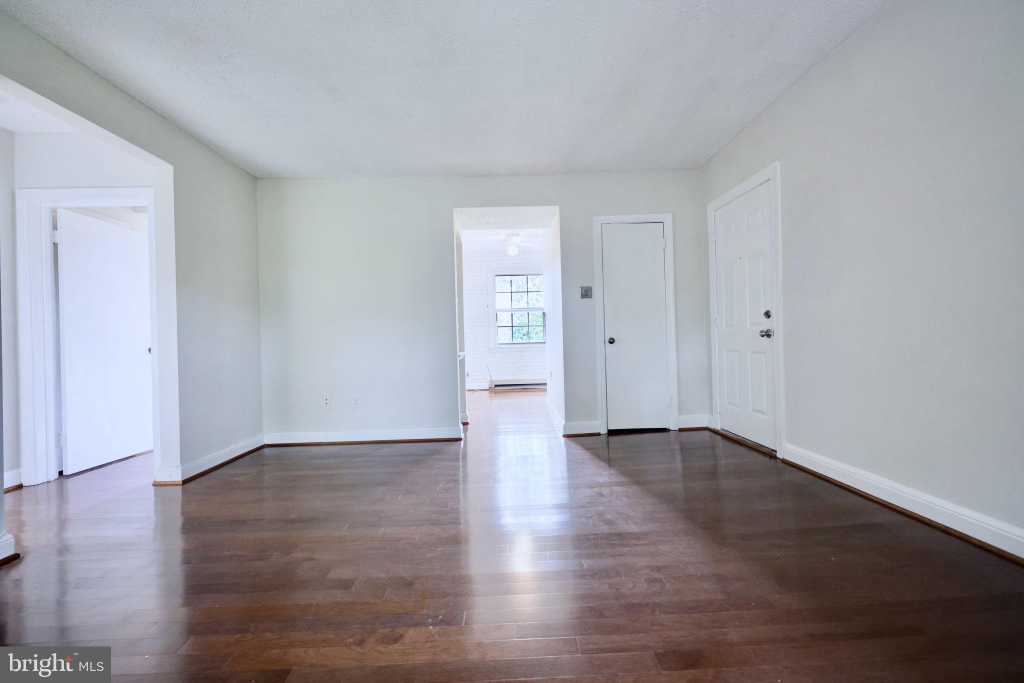 POTOWMACK CROSSING - Residential