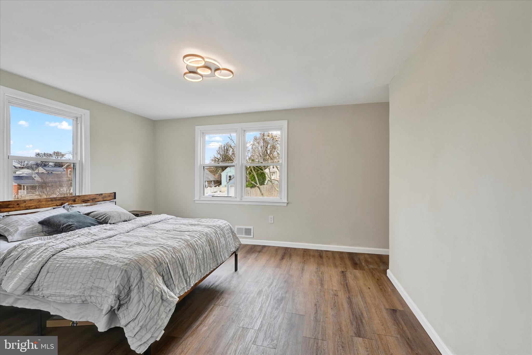 PARKVILLE - Residential