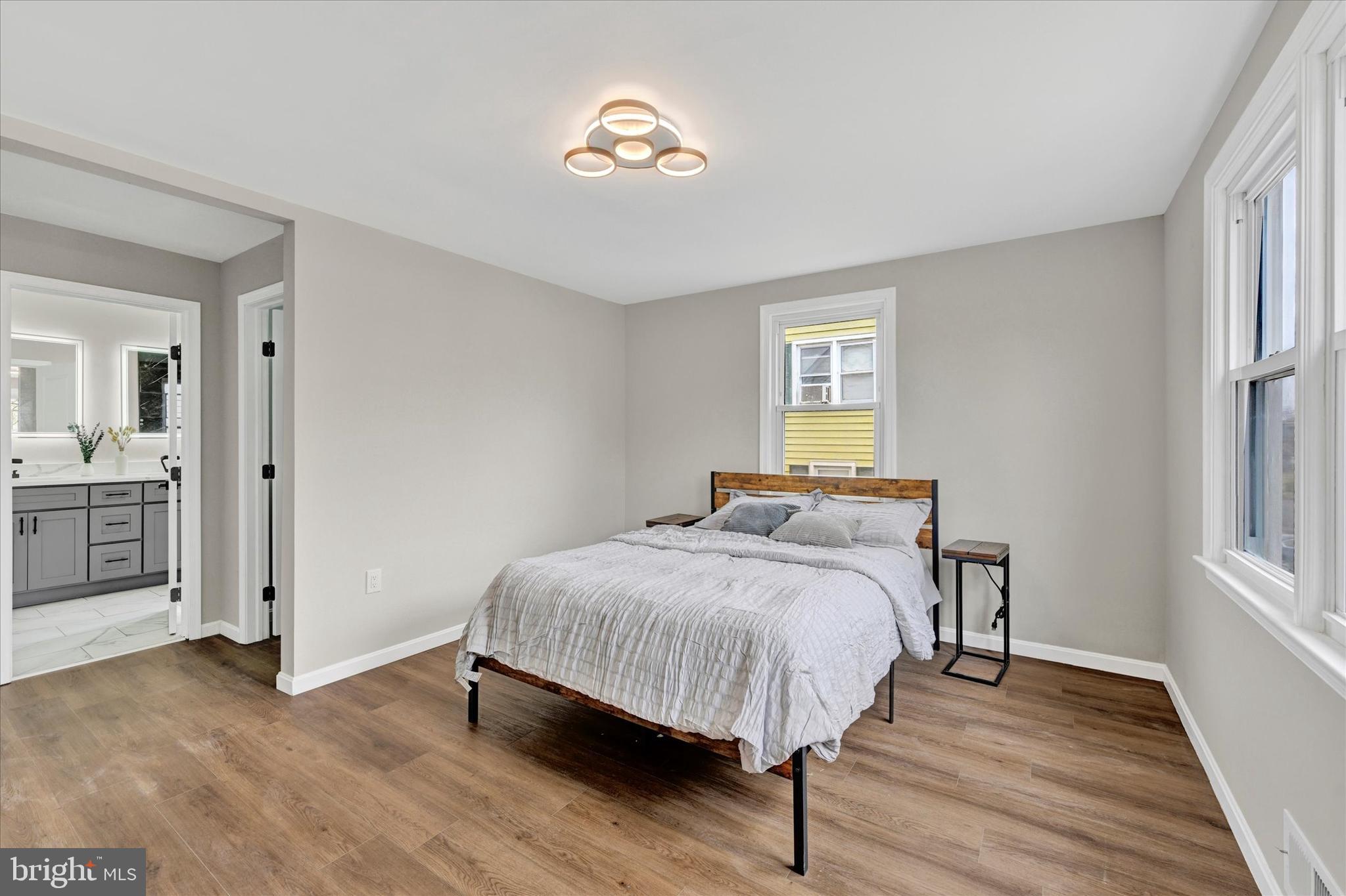 PARKVILLE - Residential