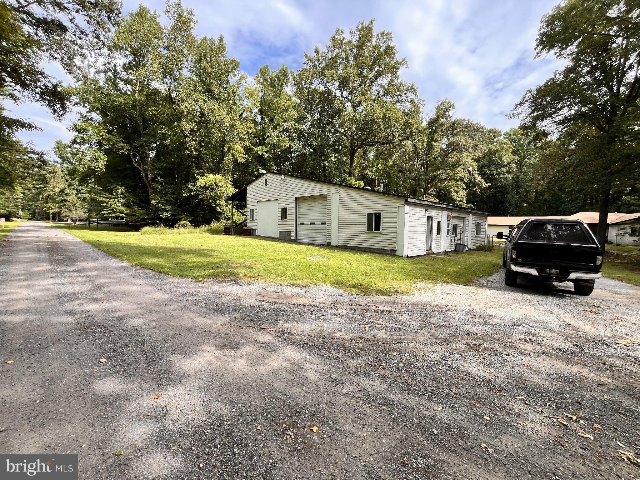 2220 BLACK WALNUT PLACE