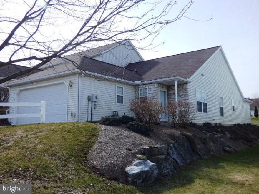 Comfortable and affordable 1-floor living in Blossom Hill. Lovely 2 bedroom, 2 bath ranch-style townhouse with 2-car garage, covered patio, and nice yard. Vaulted living/dining room; kitchen with island and all appliances; 1st flr laundry room with washer and dryer; family room with gas fireplace overlooking patio and yard; master with walk-in closet and full bath. Plenty of storage space, including pull-down attic storage. Security System.