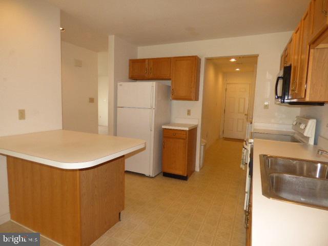BLOSSOM HILL - Residential