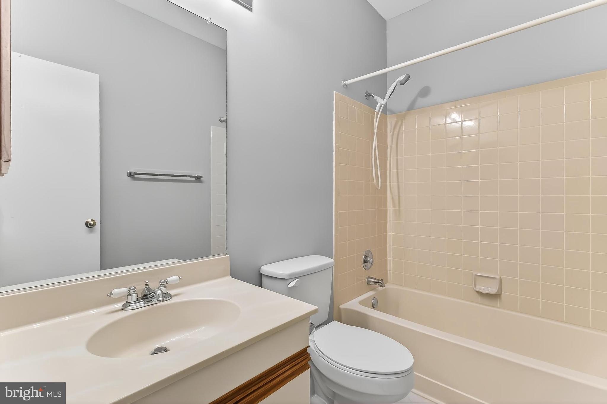 LINDEN AT FAIR RIDGE - Residential Lease