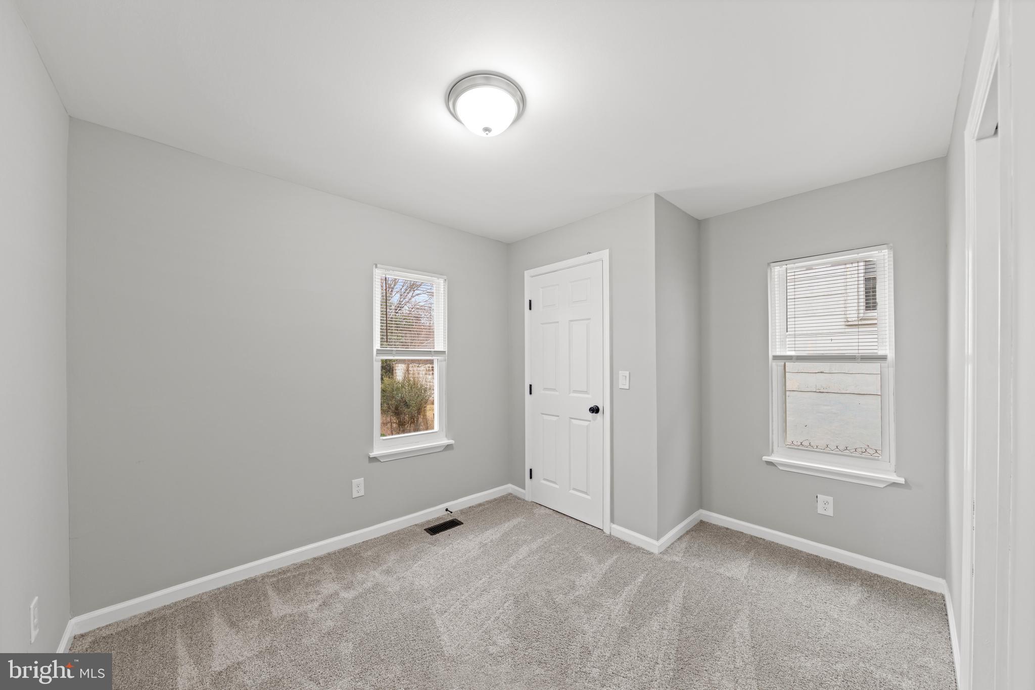 CAPITOL HEIGHTS - Residential