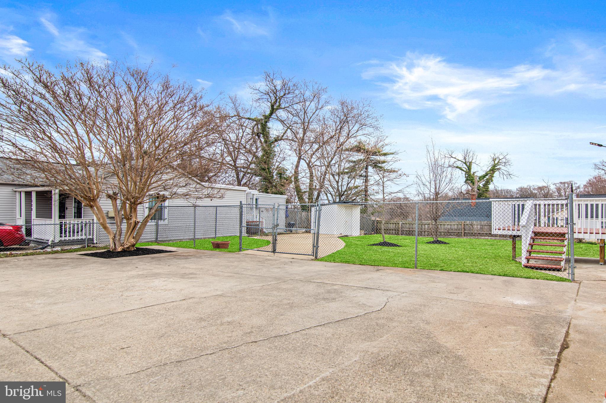 CAPITOL HEIGHTS - Residential