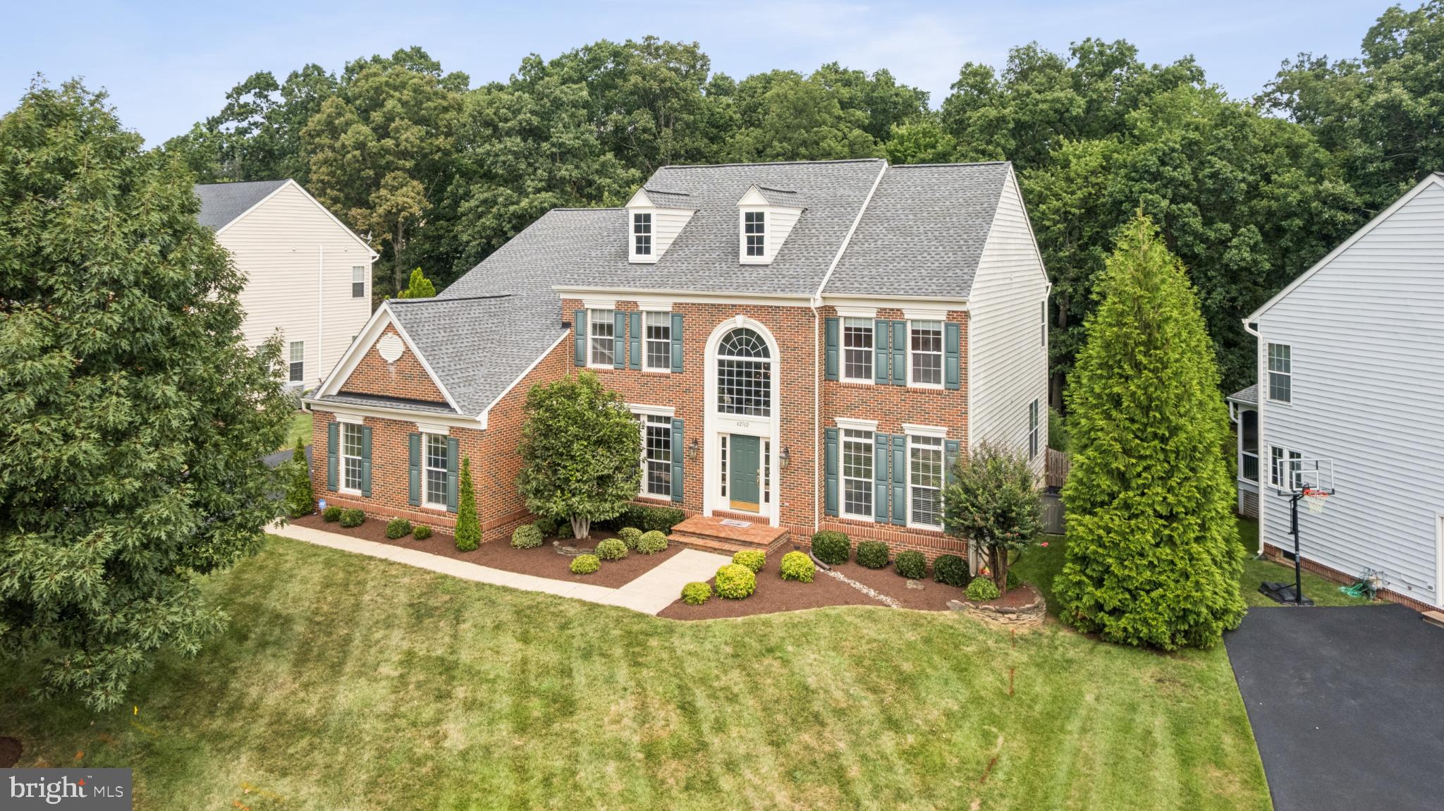 42762 FOREST CREST COURT