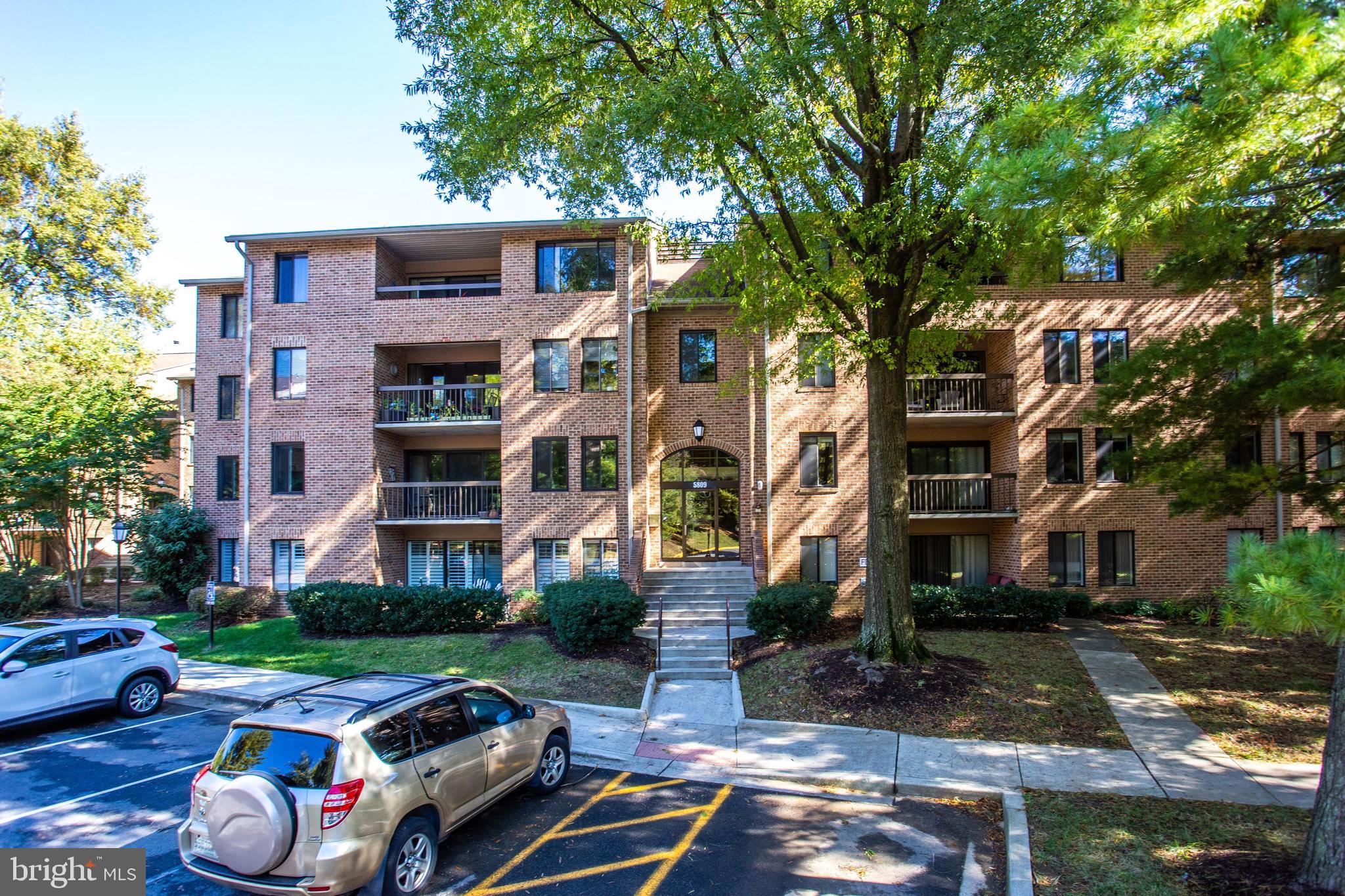 GEORGETOWN VILLAGE - Residential