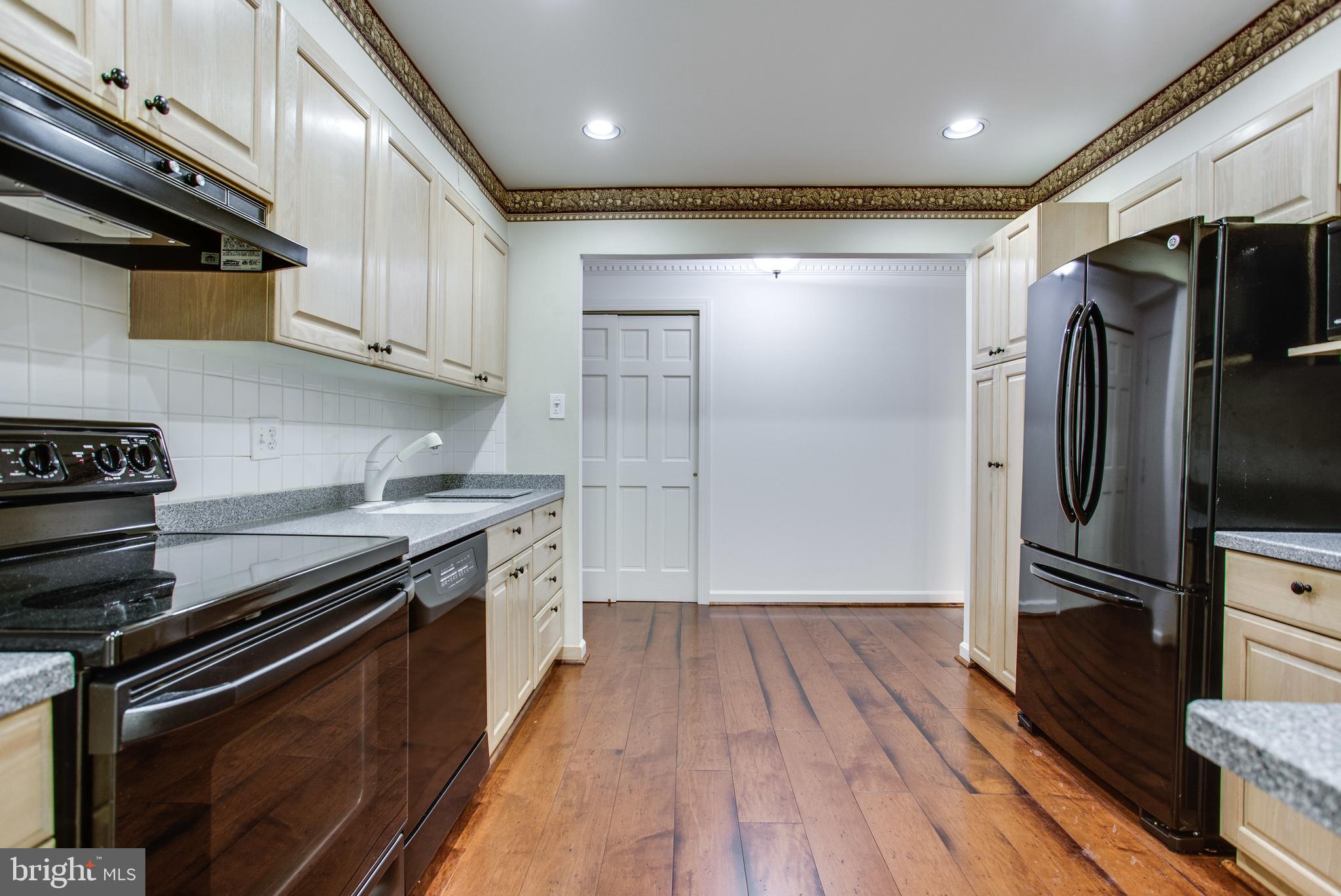 GEORGETOWN VILLAGE - Residential