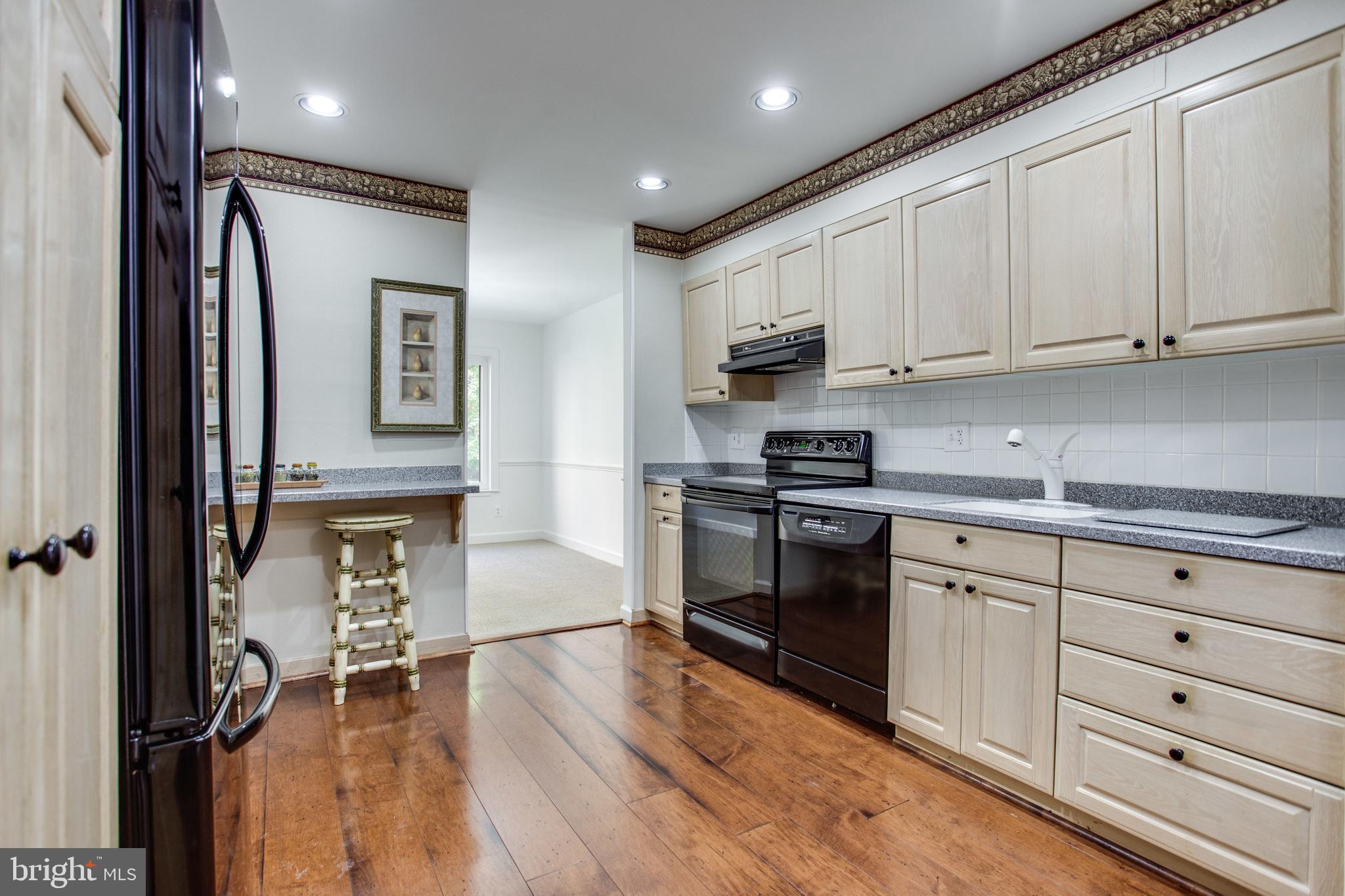 GEORGETOWN VILLAGE - Residential