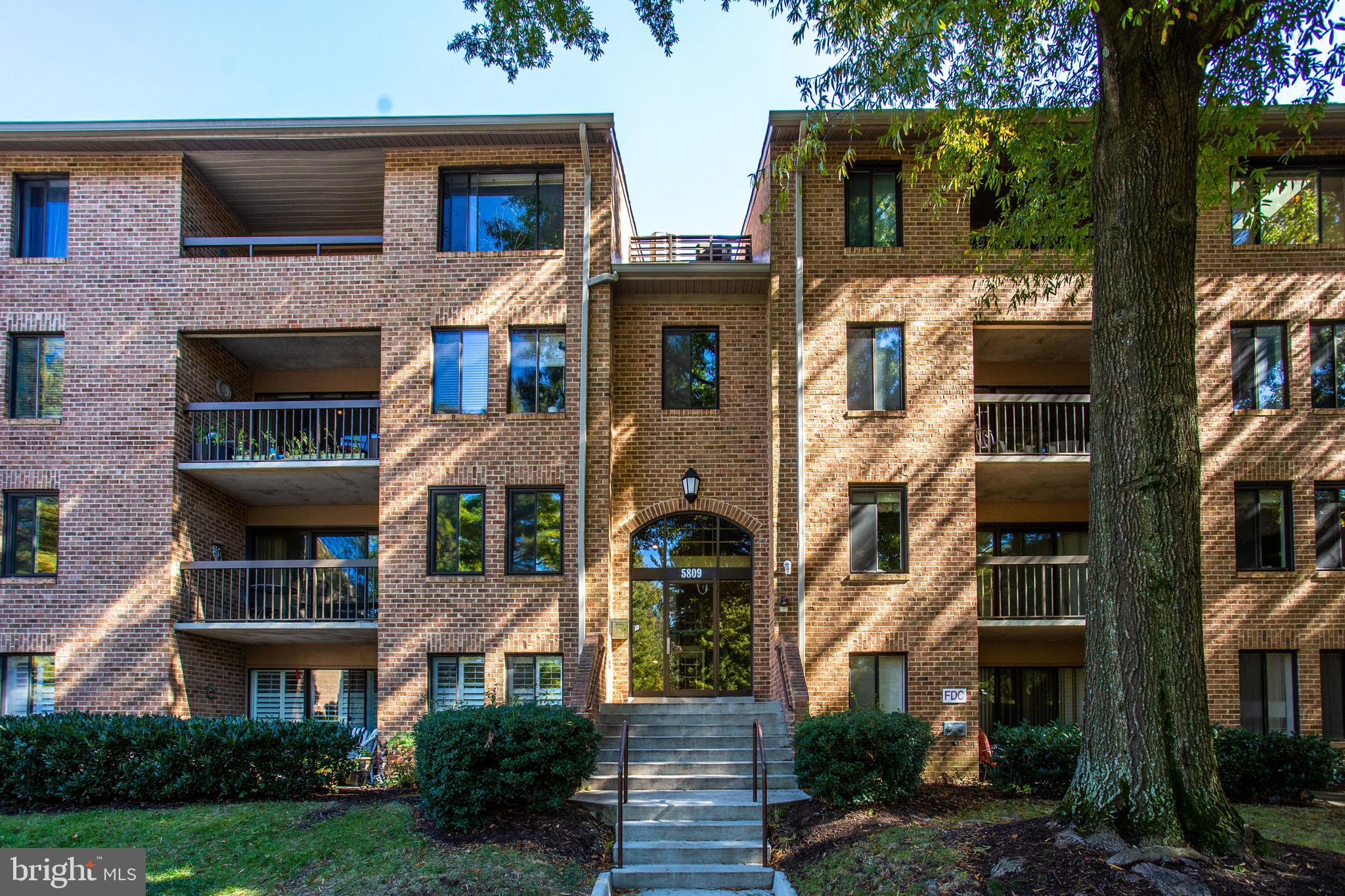 GEORGETOWN VILLAGE - Residential