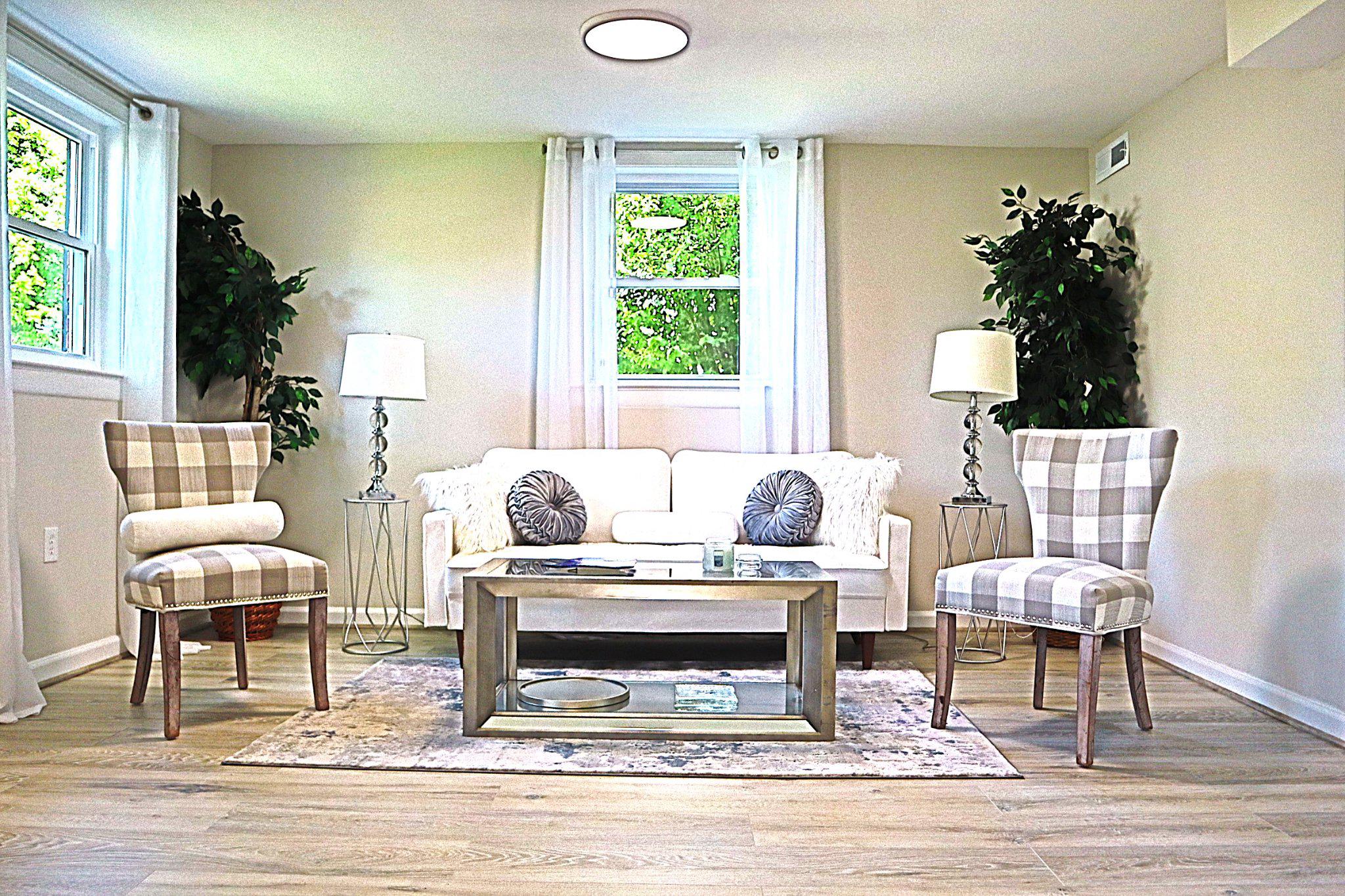 BURGUNDY ESTATES - Residential