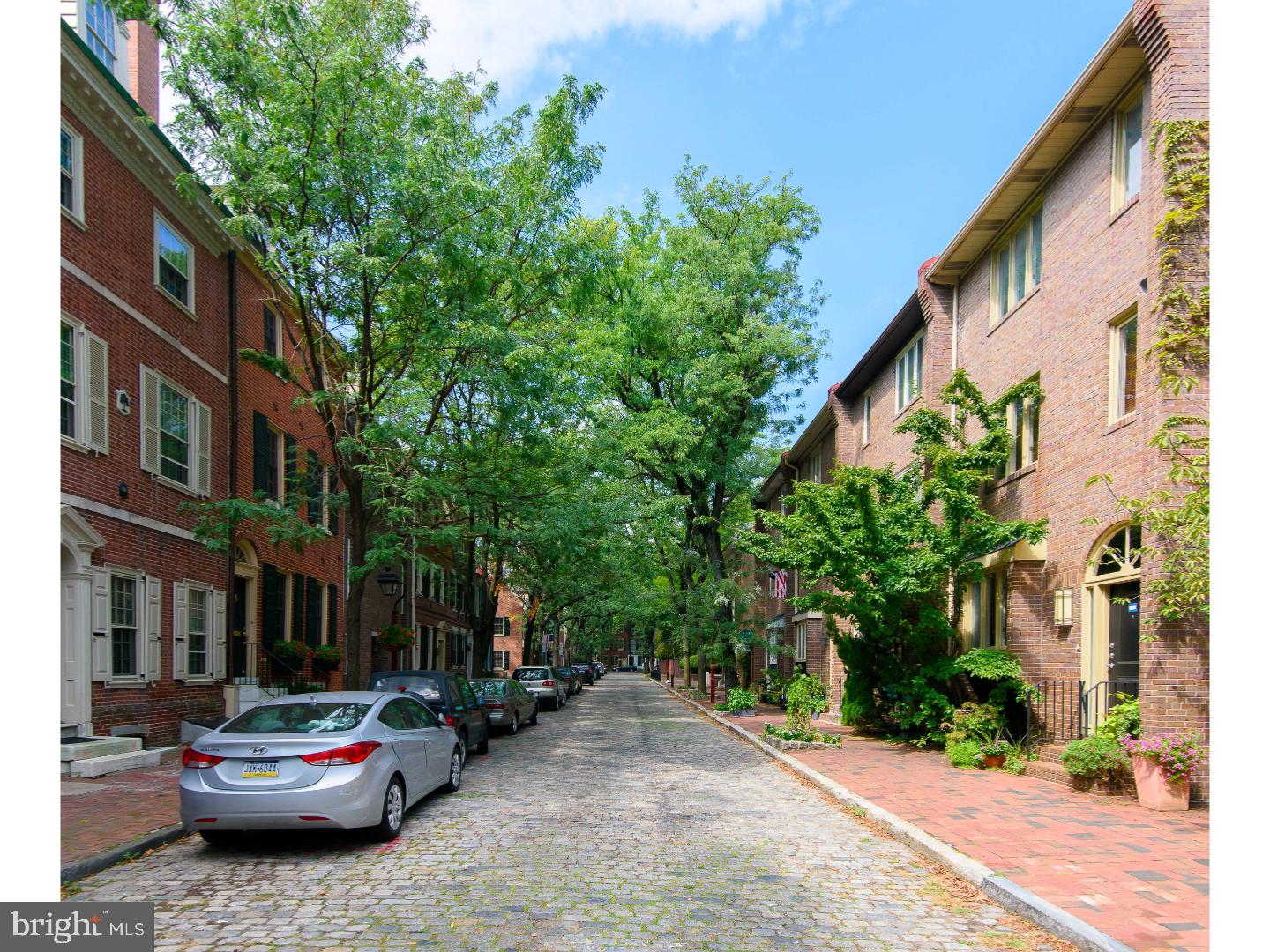 SOCIETY HILL - Residential