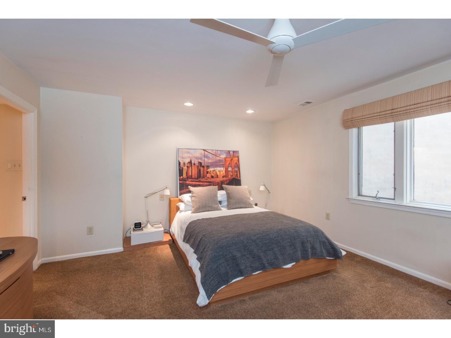 SOCIETY HILL - Residential