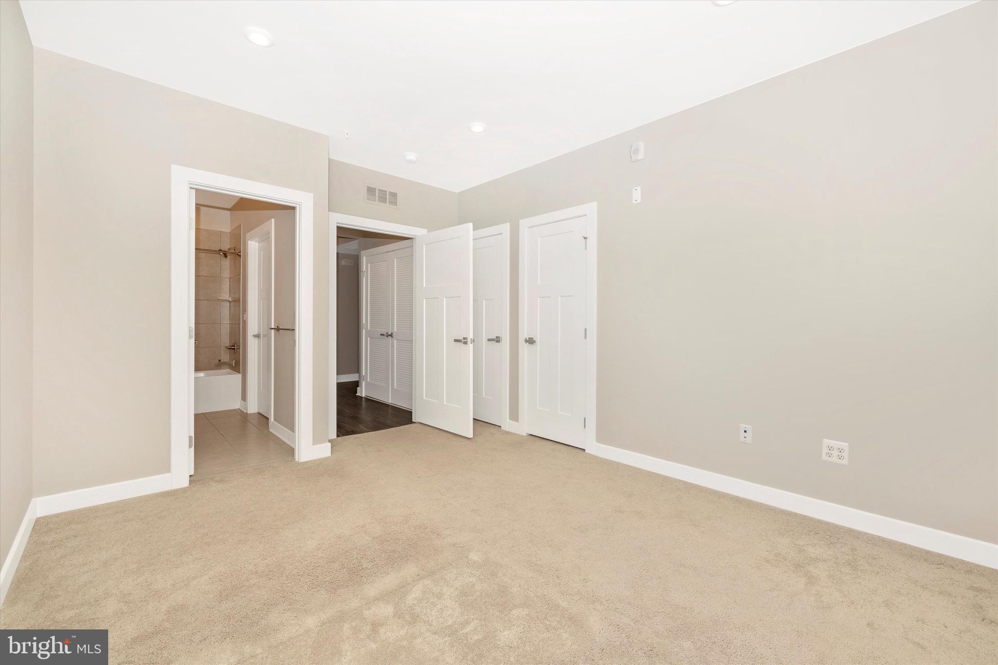 THE WOODLANDS - Residential