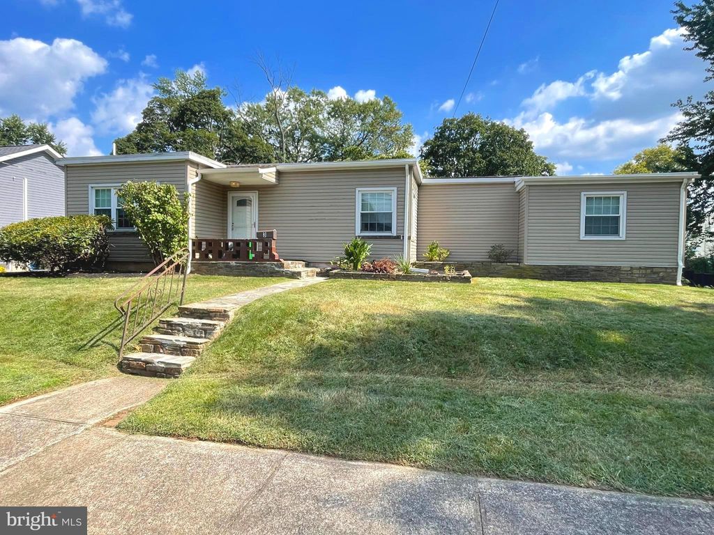 Photo of 3 Jessie Avenue, MORRISVILLE, PA 19067 (MLS # PABU2105626)