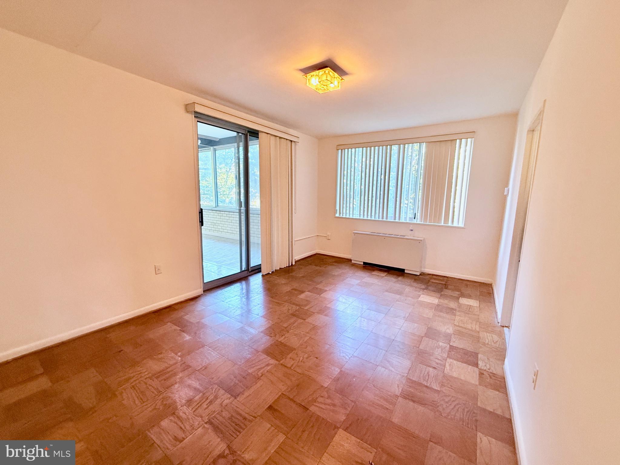 10401 GROSVENOR PLACE 310