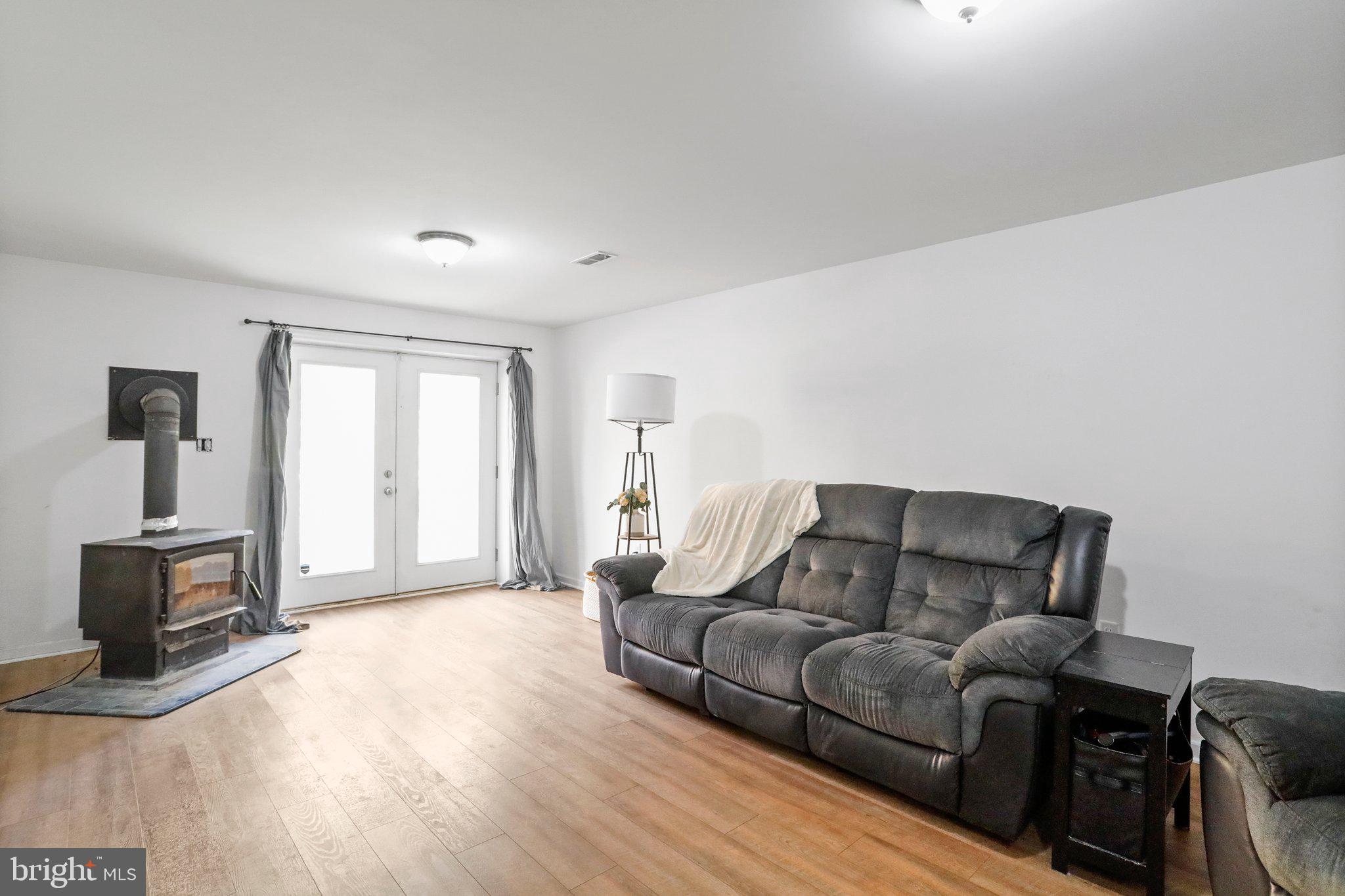 SHANNONDALE - Residential