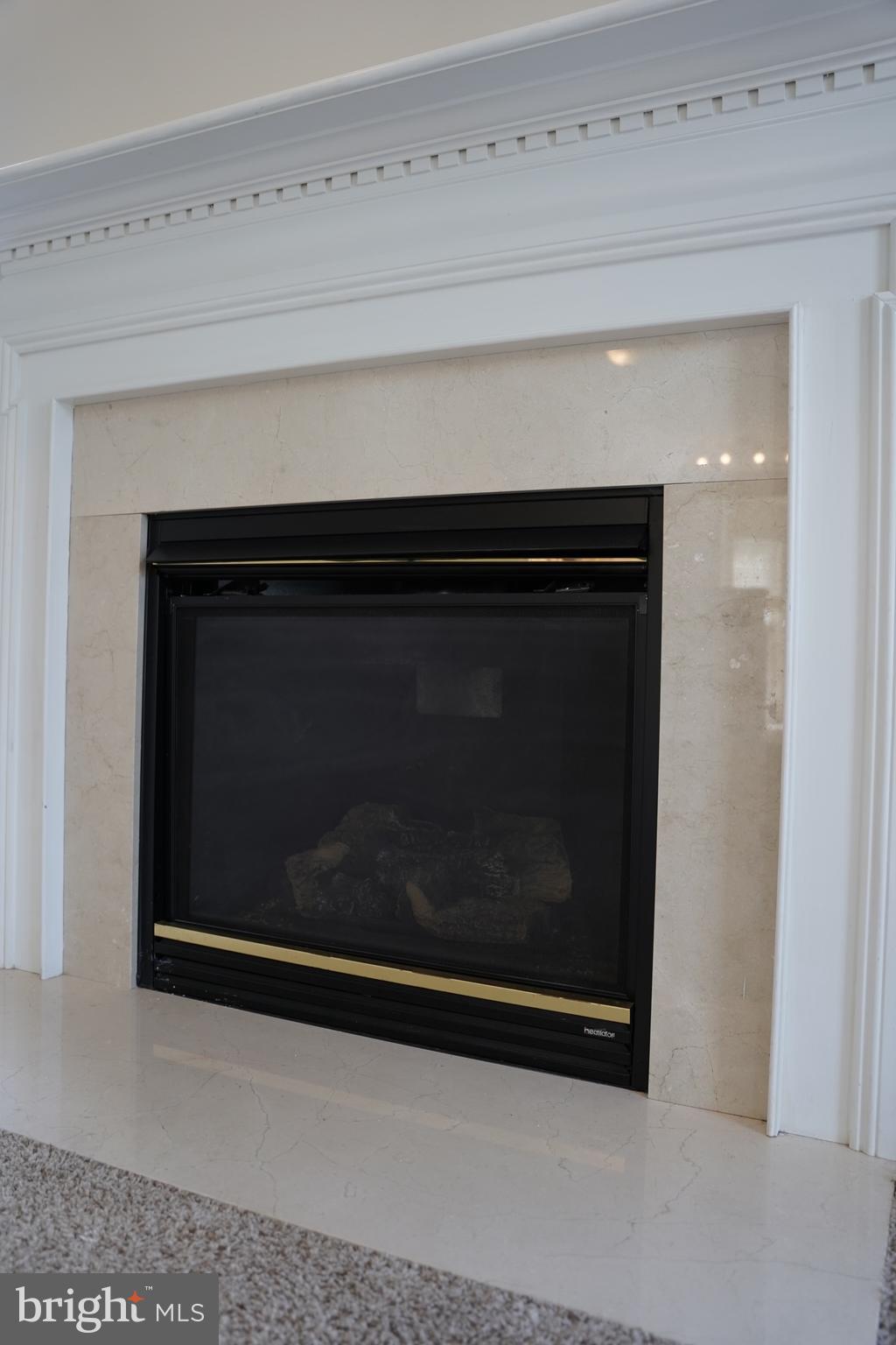 CRAIN SUMMIT - Residential Lease