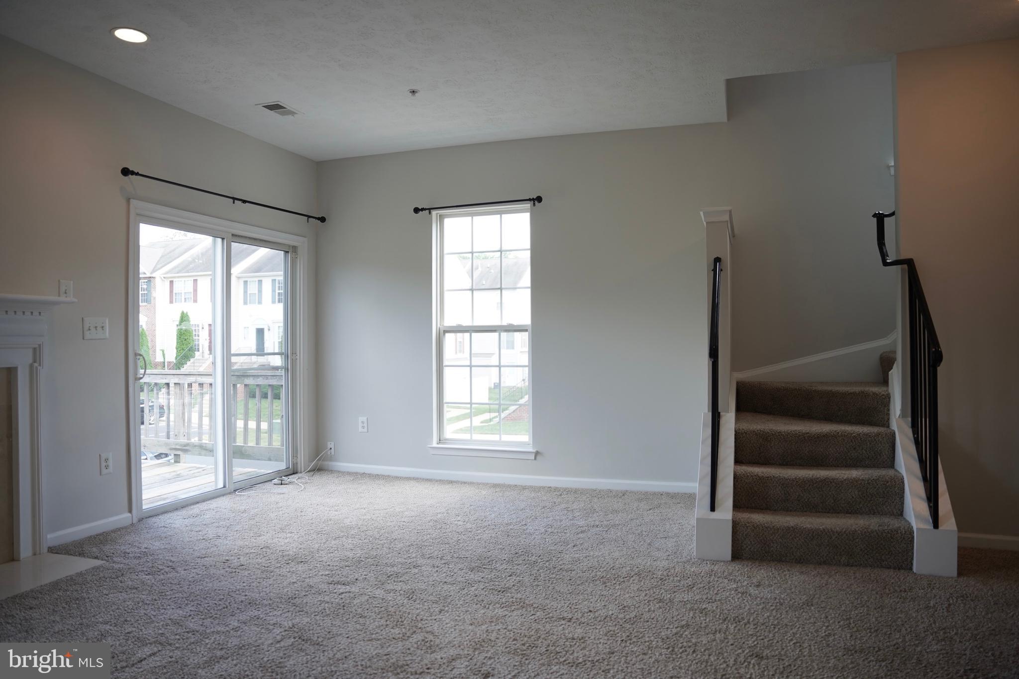 CRAIN SUMMIT - Residential Lease