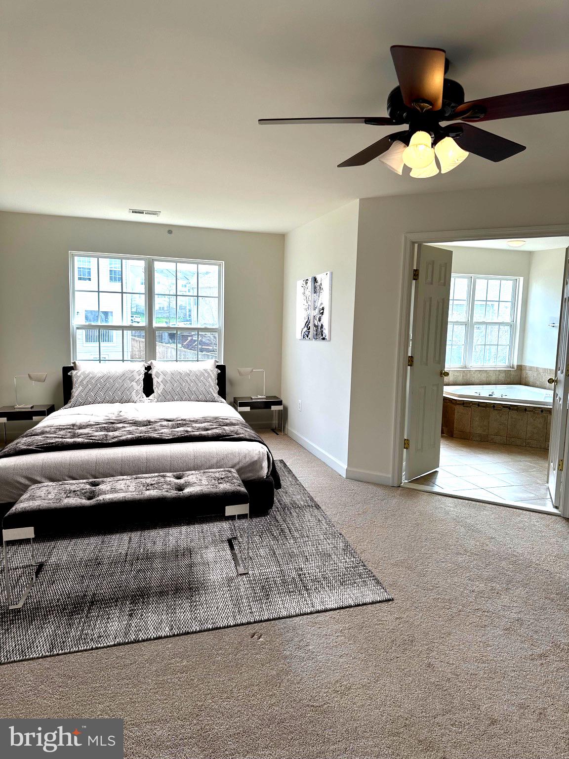 WESTBURY - Residential