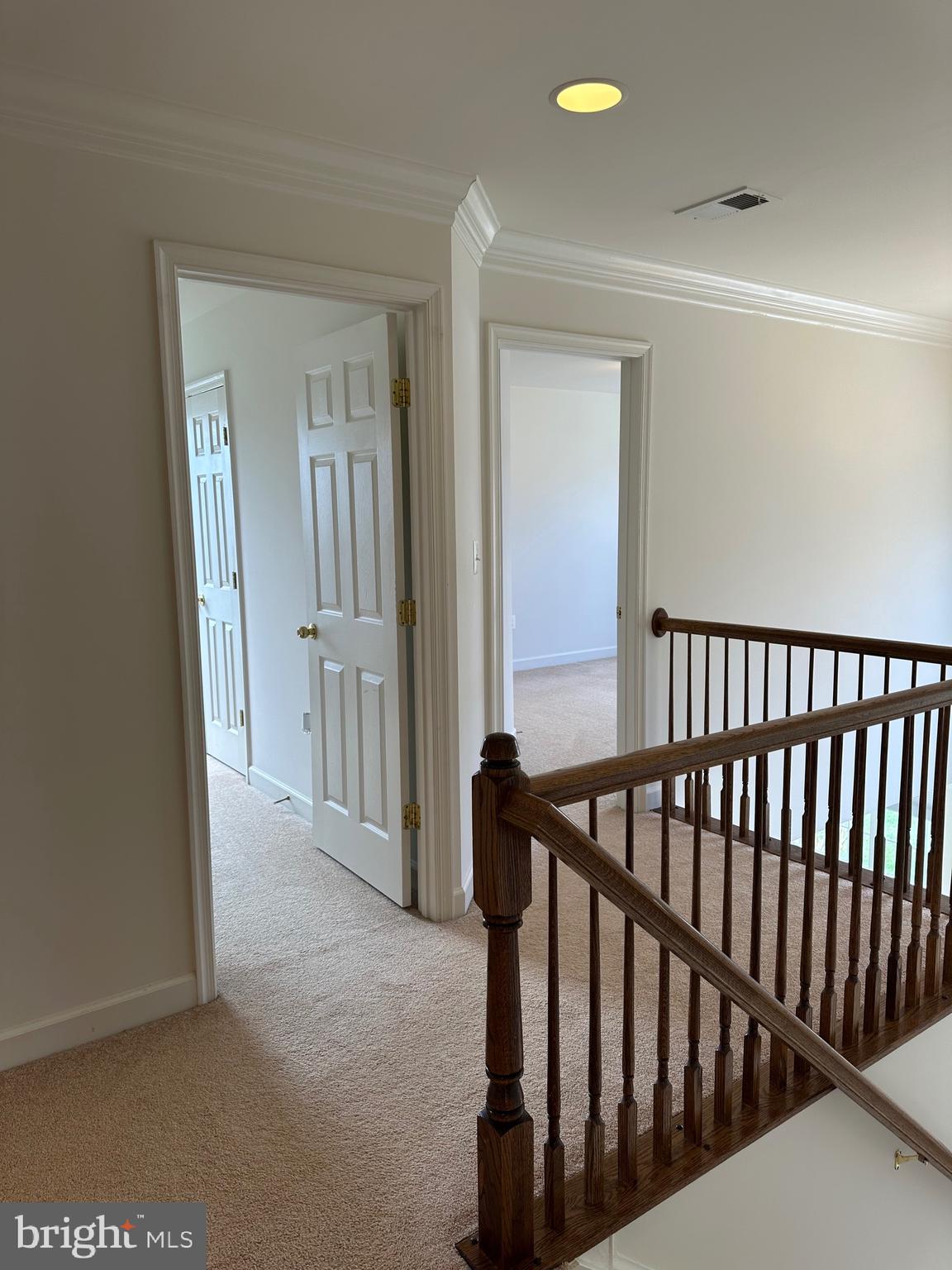 WESTBURY - Residential