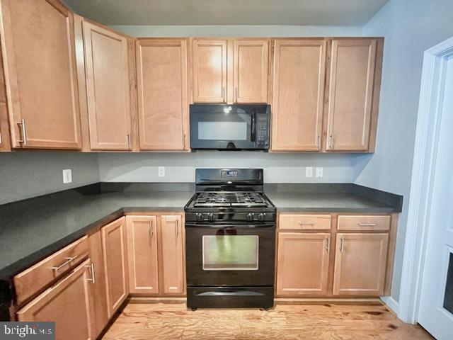 LEESBOROUGH - Residential Lease