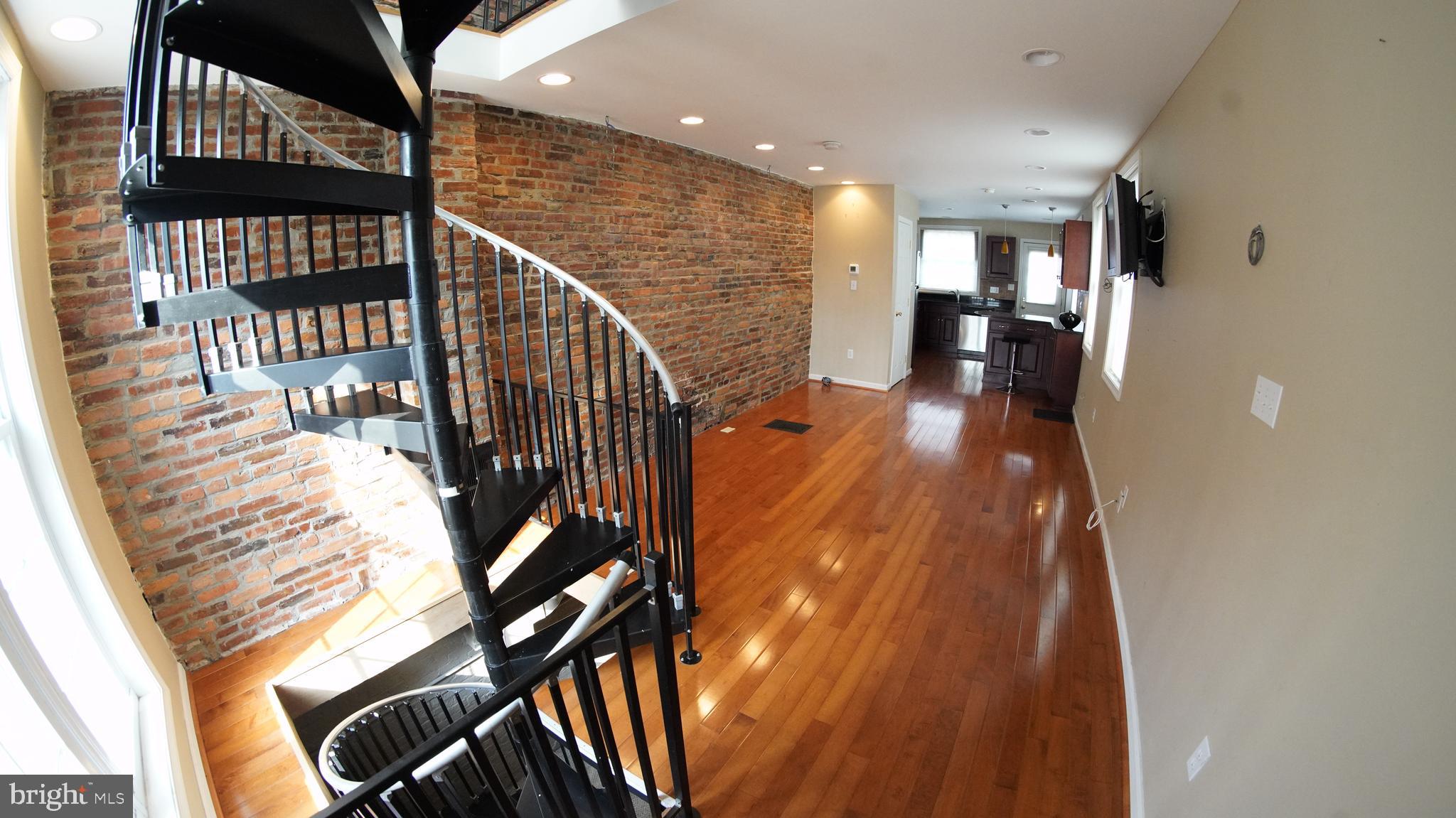 LOCUST POINT - Residential Lease