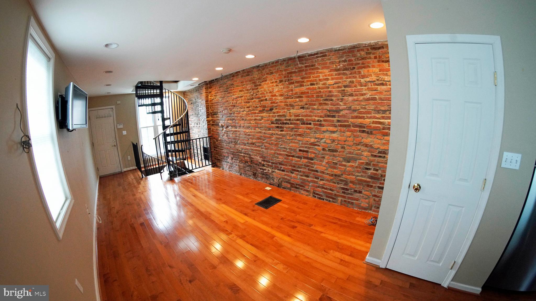 LOCUST POINT - Residential Lease