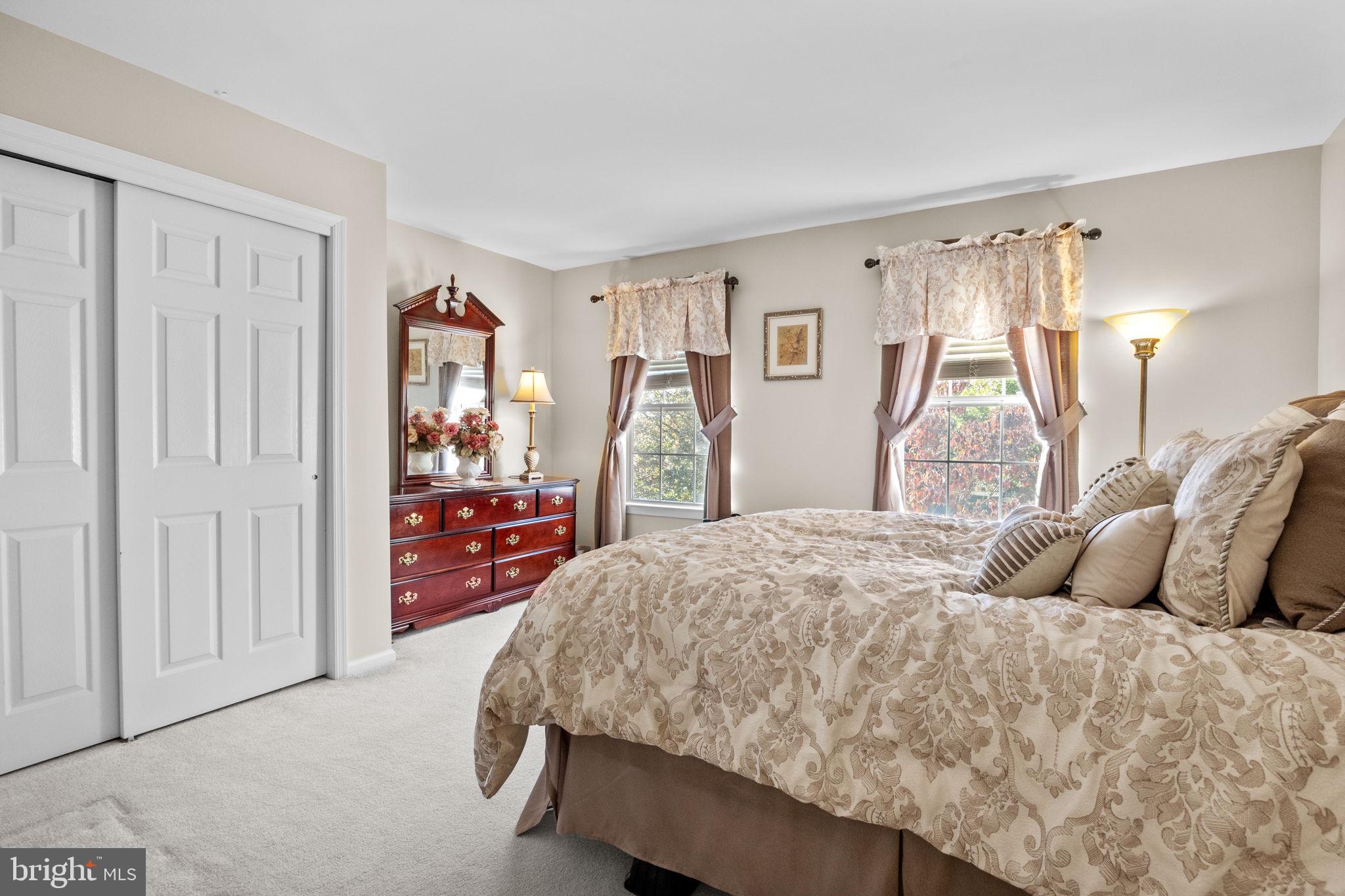 PEAKE FARM - Residential