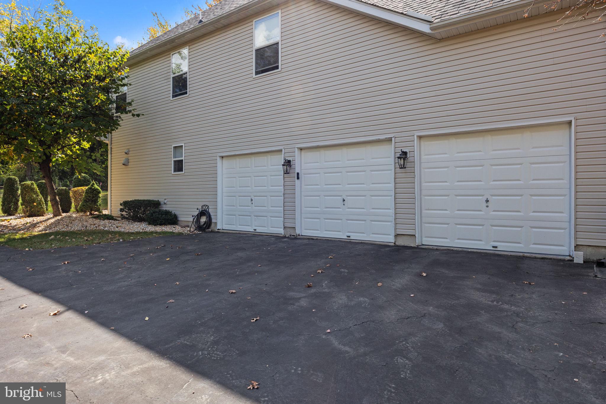 PEAKE FARM - Residential