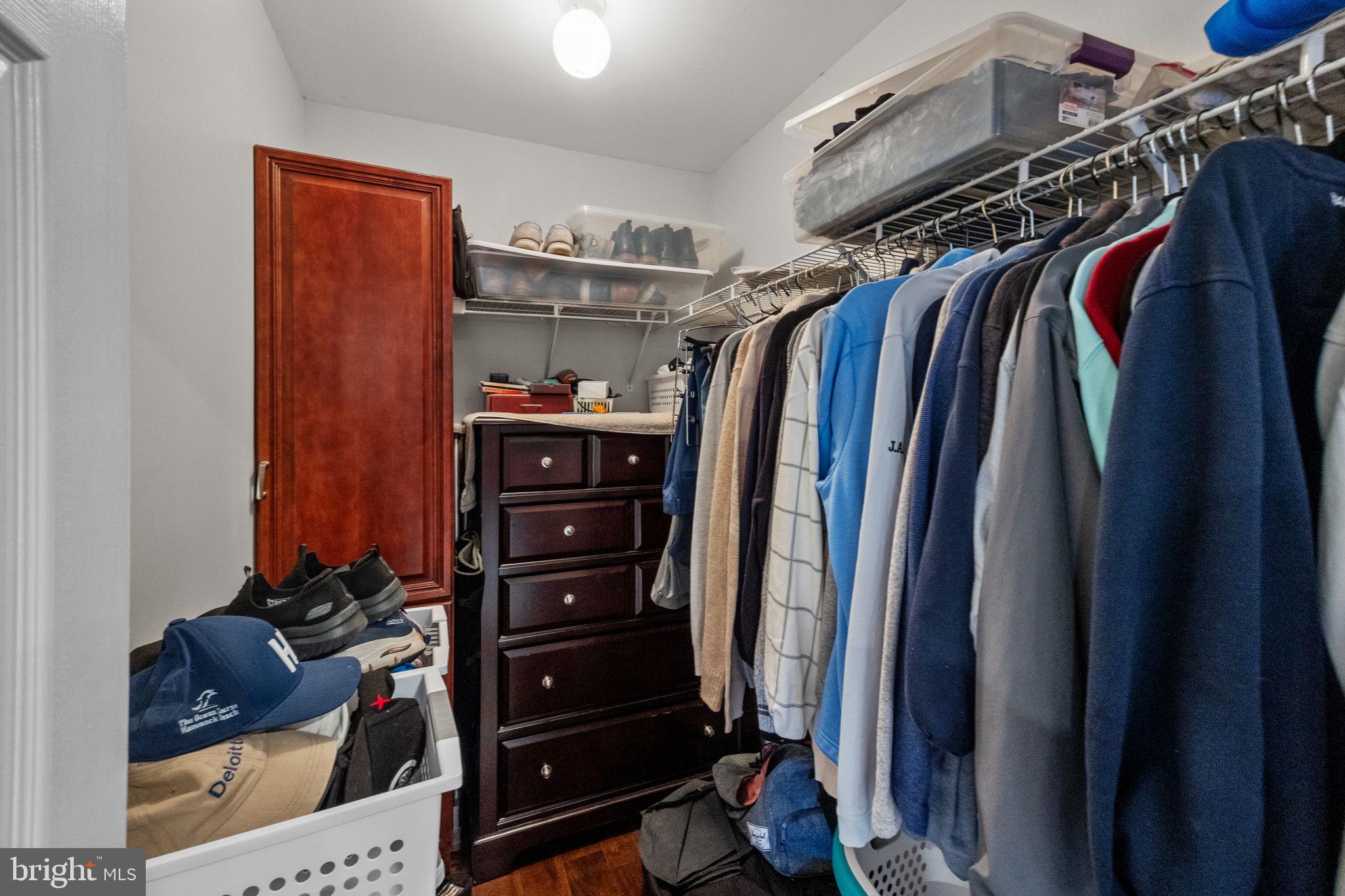 PEAKE FARM - Residential