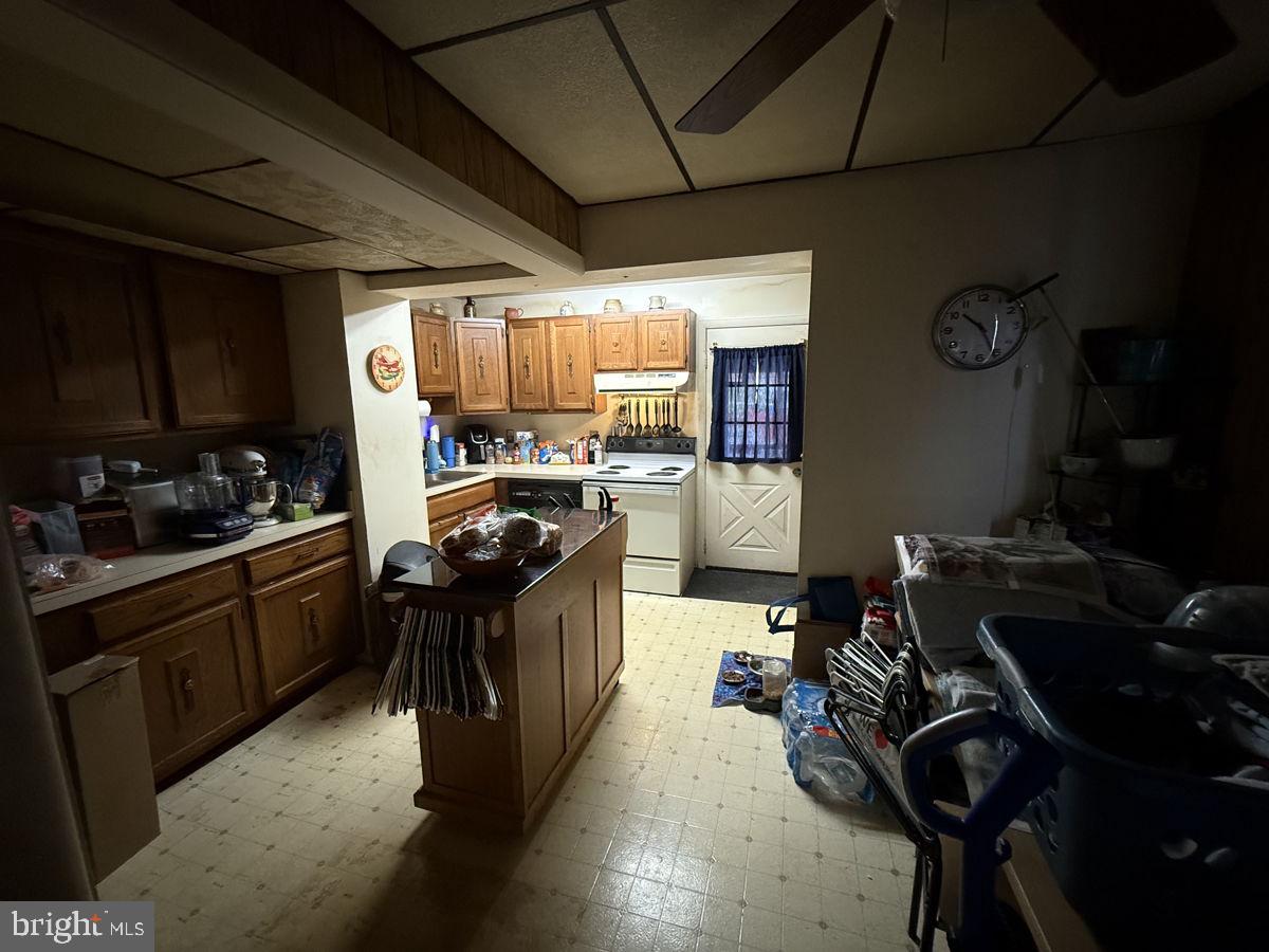 ARUNDEL VILLAGE - Residential